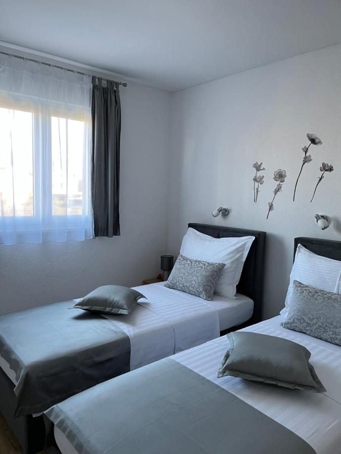 Apartments Magdalena Stobreč Buitenkant foto
